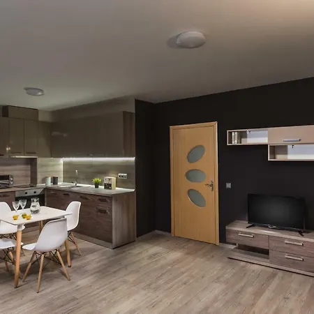 Niki Beach Aparthotel *