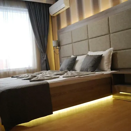 Aparthotel Niki Beach *
